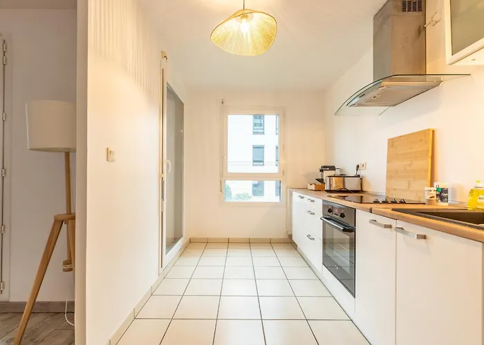 Le 35 Jean-jaures F3 Avec Garage *